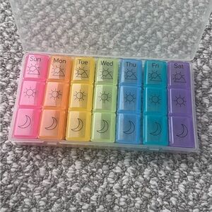 7-Day Rainbow Weekly Pill Organizer - Color-Coded AM/PM Compartments